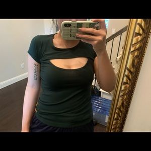 Guess fashion tee 💕Medium size